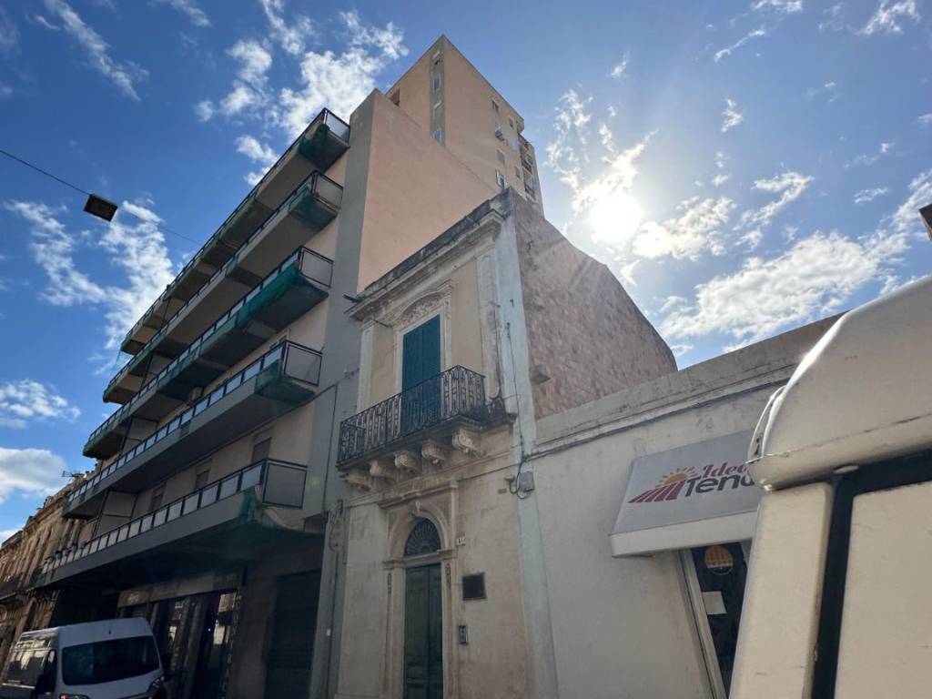 appartamento in vendita ad Avola