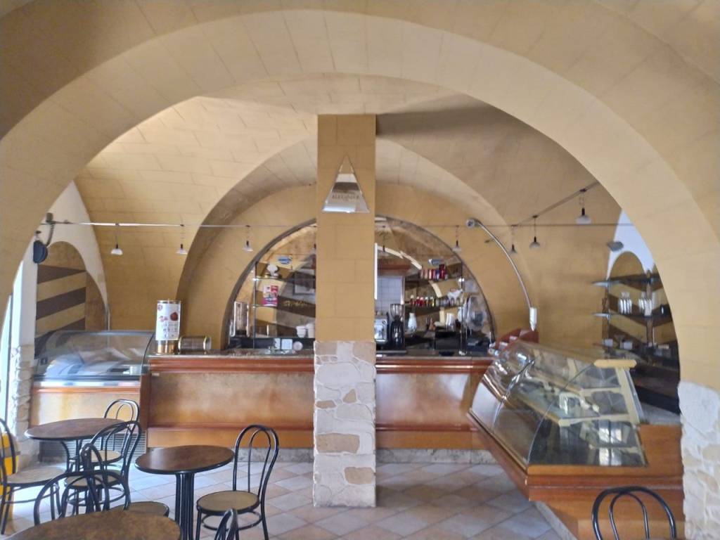 negozio in vendita ad Avola