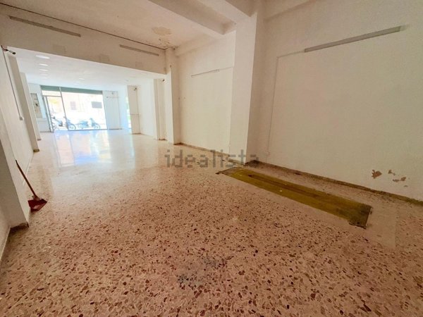 locale commerciale in vendita ad Avola