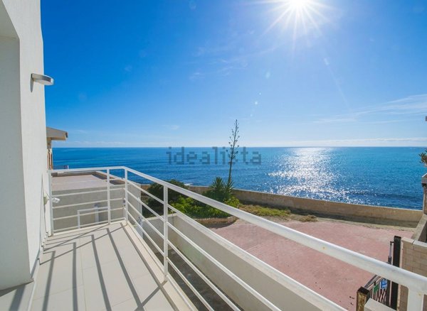 casa indipendente in vendita ad Avola