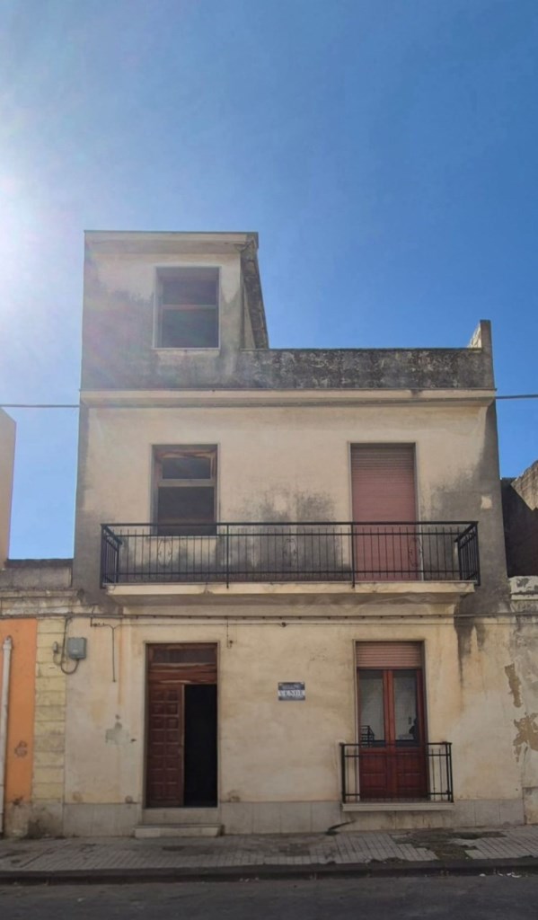 casa indipendente in vendita ad Avola