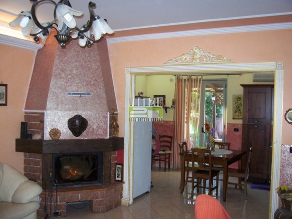 casa indipendente in vendita ad Avola