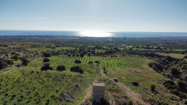 terreno edificabile in vendita ad Avola