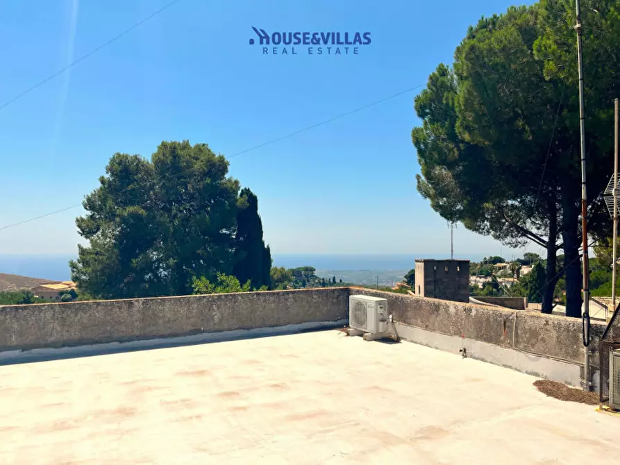 casa indipendente in vendita ad Avola