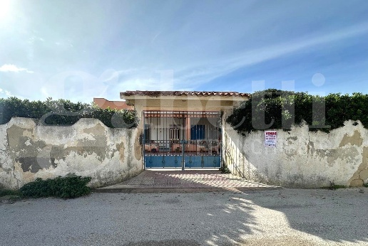 casa indipendente in vendita ad Avola