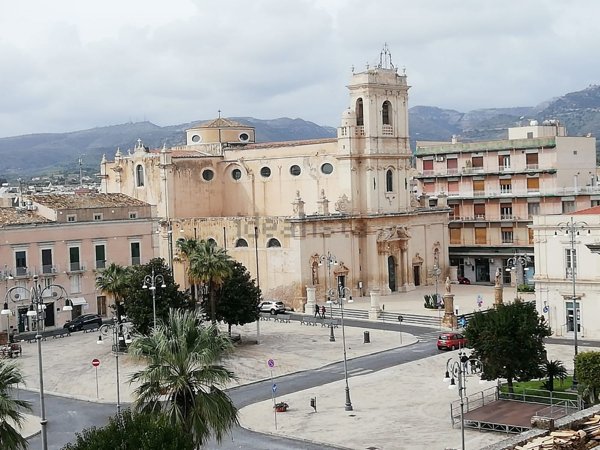 appartamento in vendita ad Avola