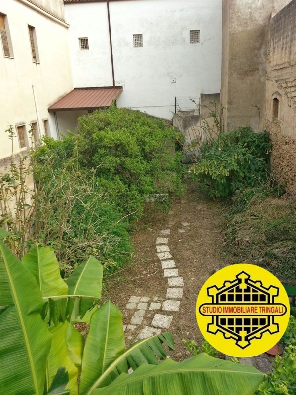 casa indipendente in vendita ad Avola