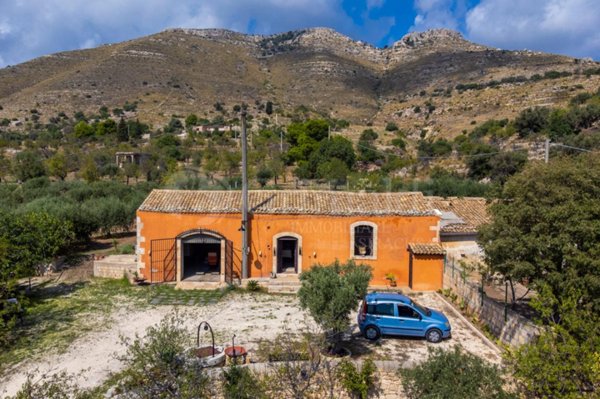 casale in vendita ad Avola