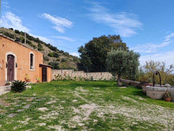 appartamento in vendita ad Avola