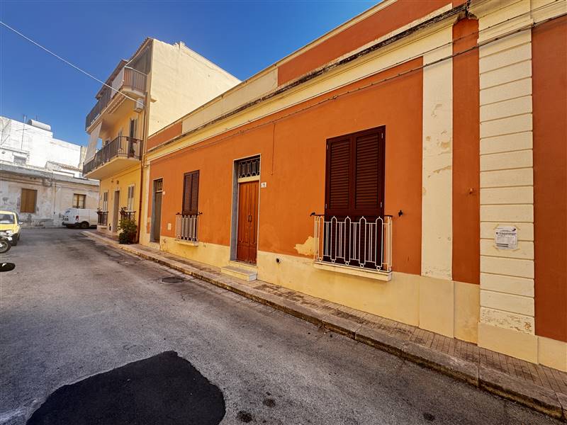 casa indipendente in vendita ad Avola