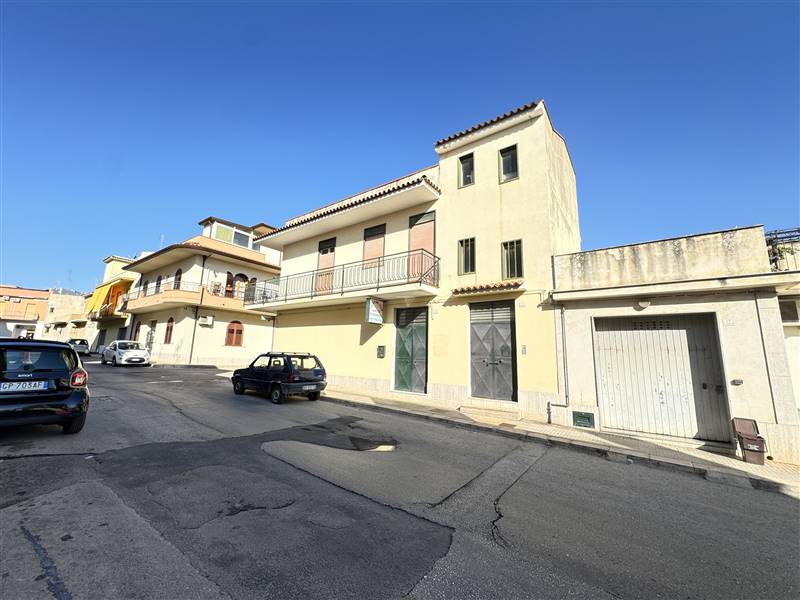 casa indipendente in vendita ad Avola