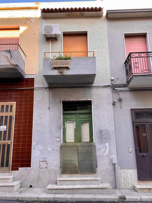 casa indipendente in vendita ad Avola