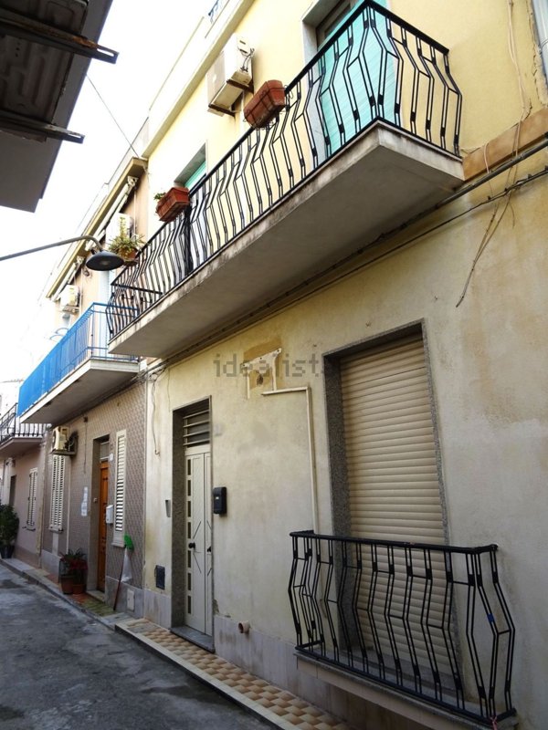 casa indipendente in vendita ad Avola