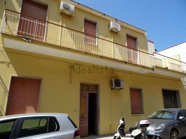 pentavano in vendita ad Avola