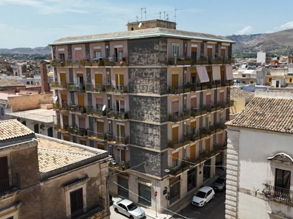 appartamento in vendita ad Avola