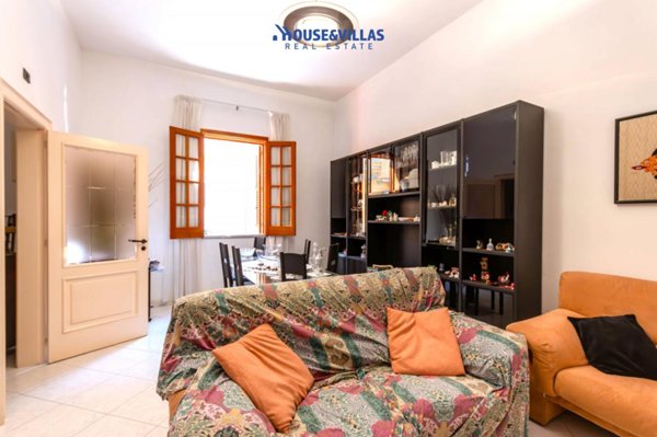 casa indipendente in vendita ad Avola