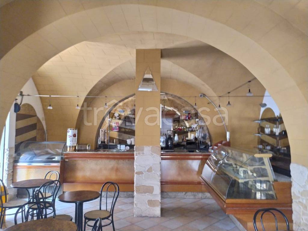 negozio in vendita ad Avola