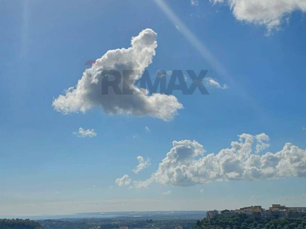 terreno edificabile in vendita ad Avola