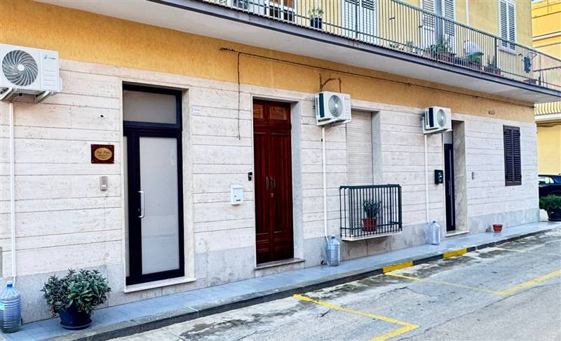 appartamento in vendita ad Avola in zona Falaride