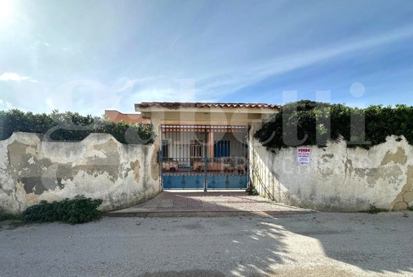 casa indipendente in vendita ad Avola