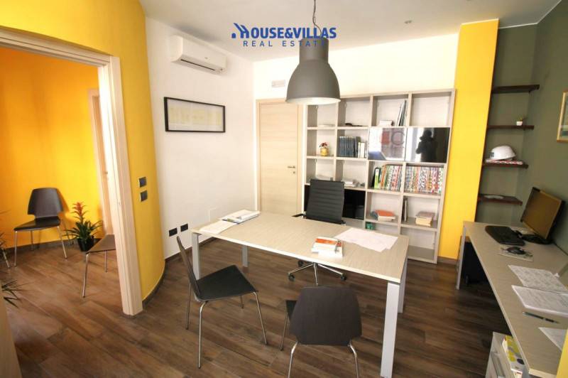 casa indipendente in vendita ad Avola