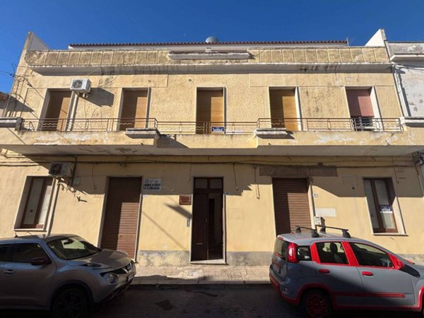 casa indipendente in vendita ad Avola