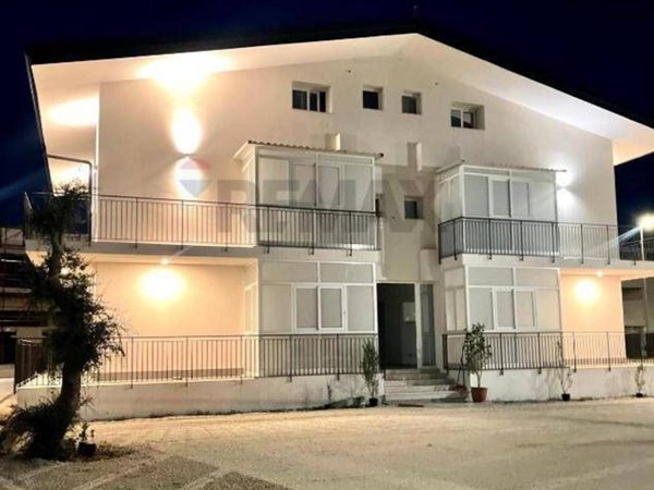 appartamento in vendita ad Avola