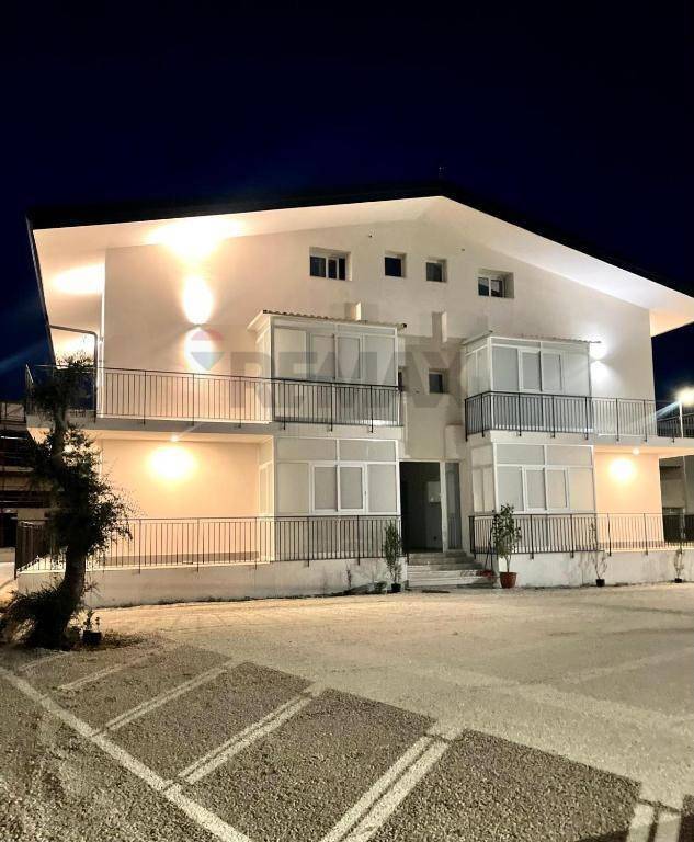 appartamento in vendita ad Avola in zona Falaride
