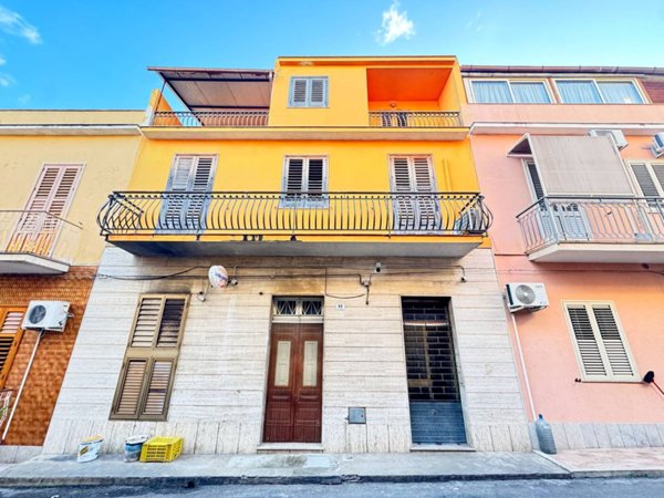 casa indipendente in vendita ad Avola