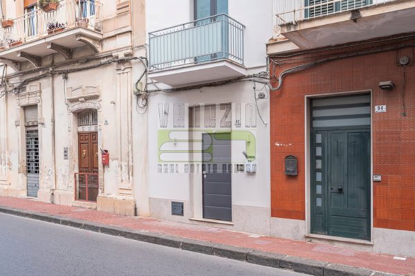 casa indipendente in vendita ad Avola