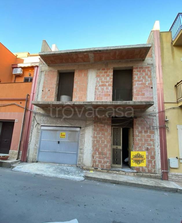 casa indipendente in vendita ad Avola