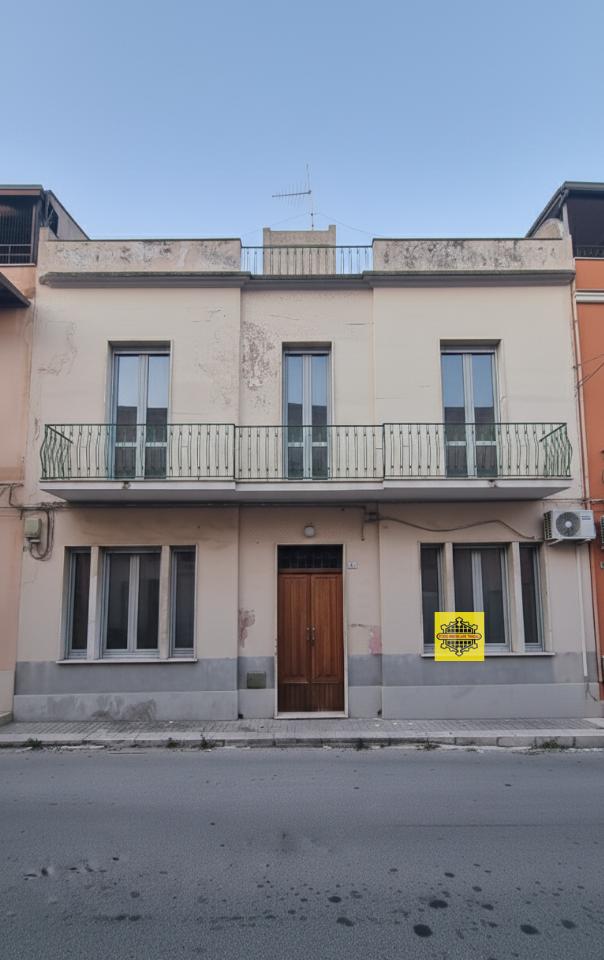 casa indipendente in vendita ad Avola