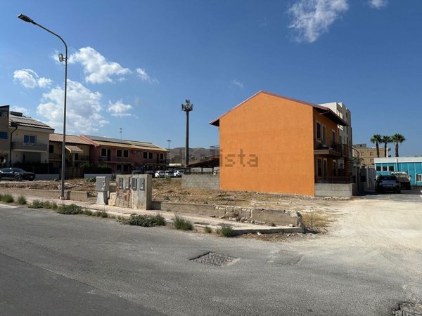 terreno edificabile in vendita ad Avola