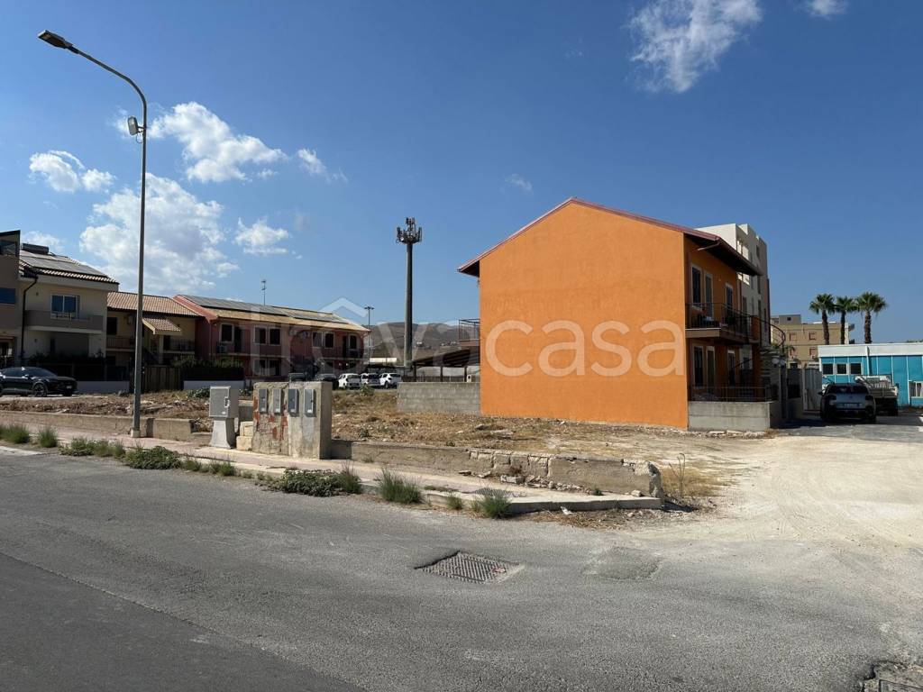 terreno edificabile in vendita ad Avola