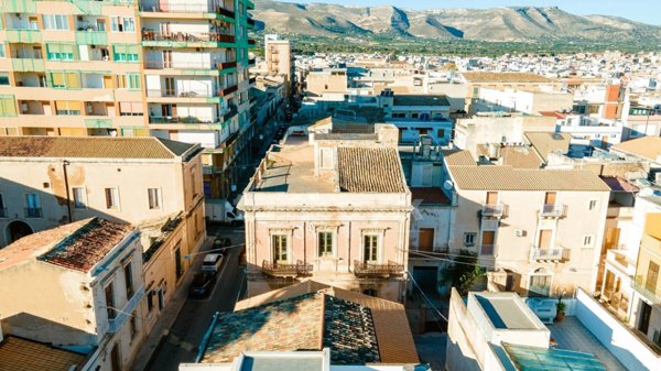 casa indipendente in vendita ad Avola