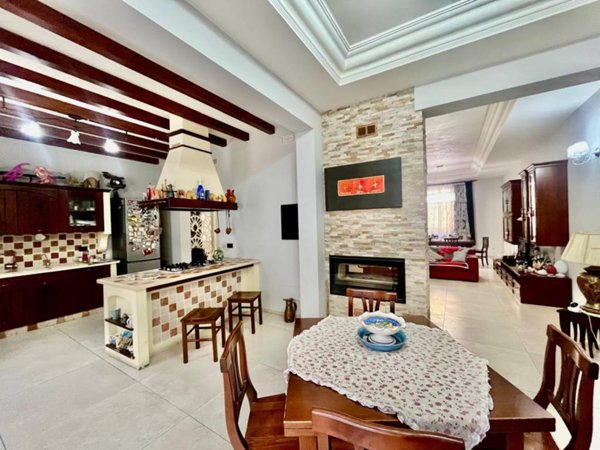 casa indipendente in vendita ad Avola