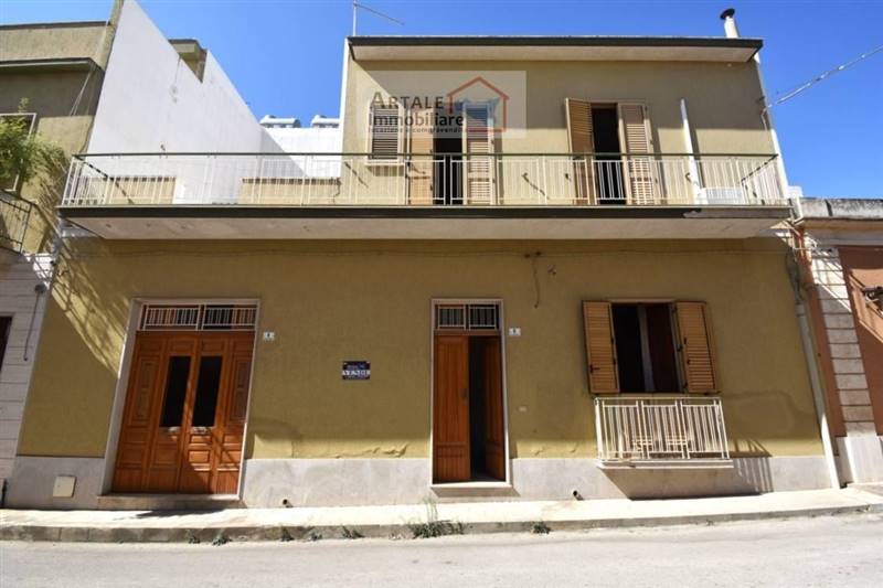 casa indipendente in vendita ad Avola