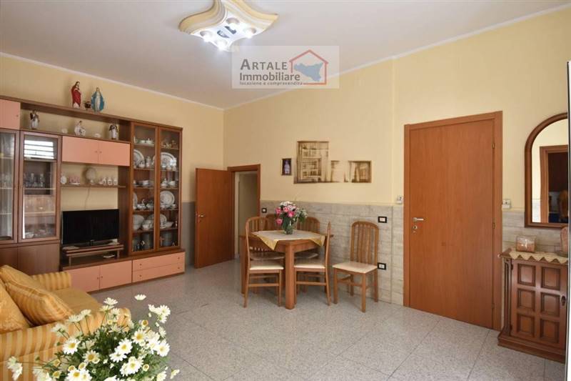 casa indipendente in vendita ad Avola