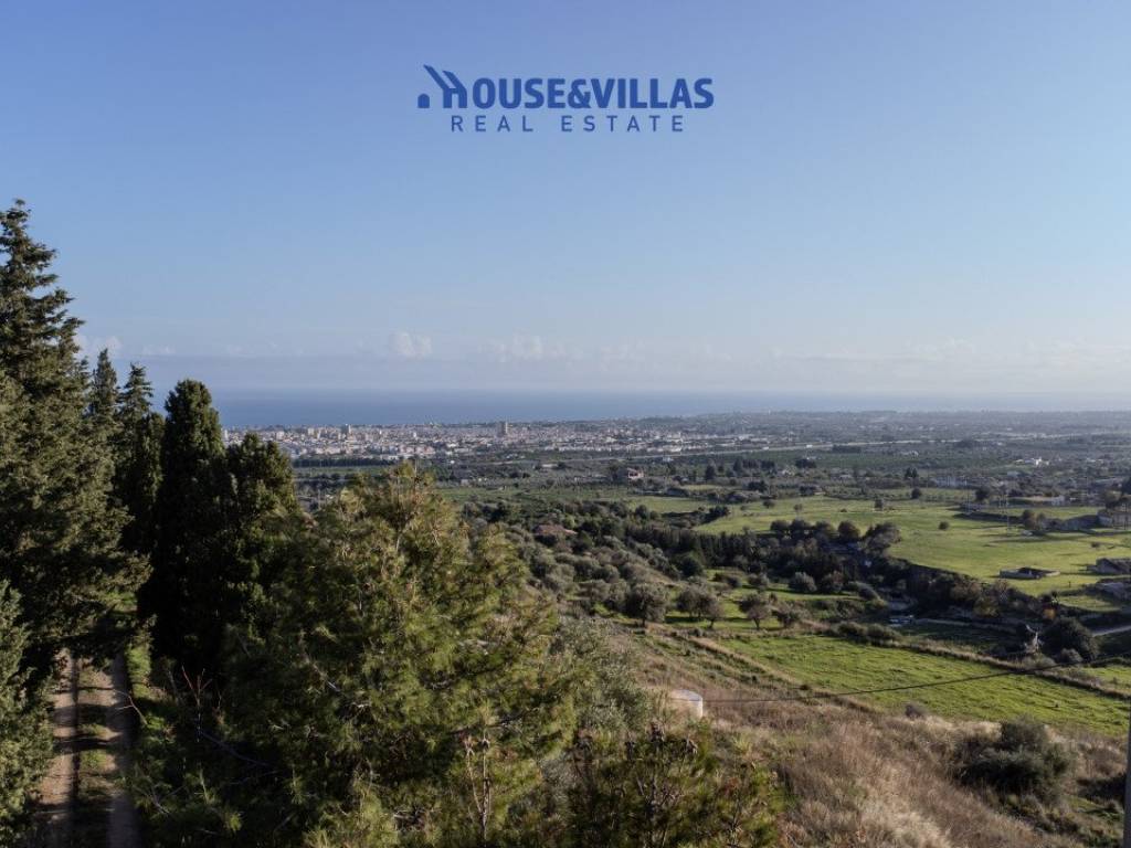 casa indipendente in vendita ad Avola