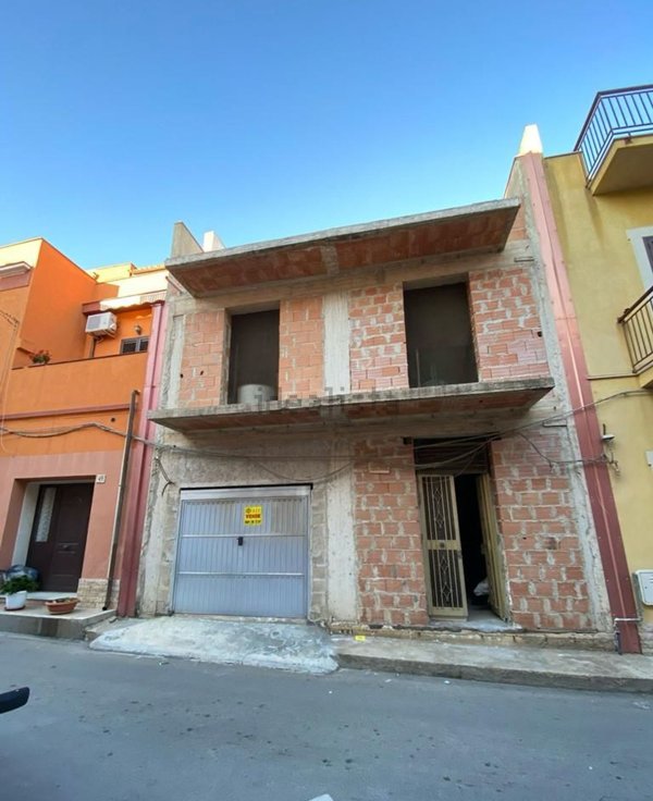 casa indipendente in vendita ad Avola