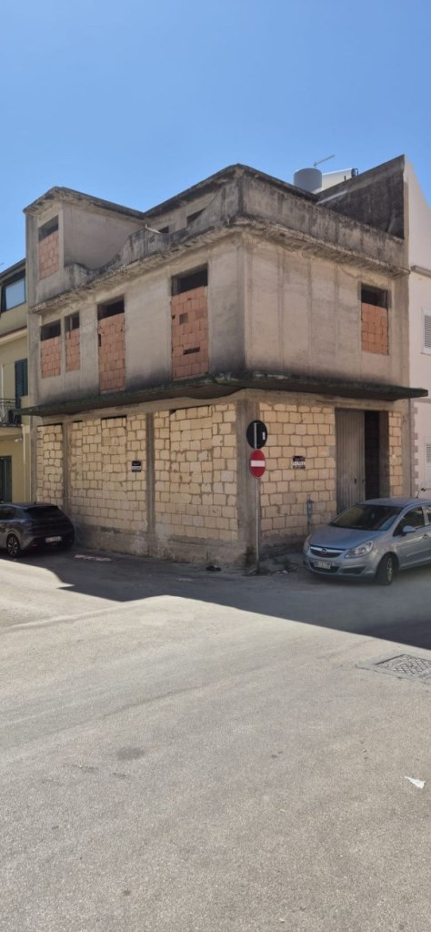 casa indipendente in vendita ad Avola