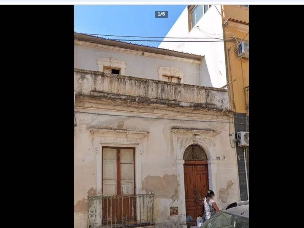 casa indipendente in vendita ad Avola