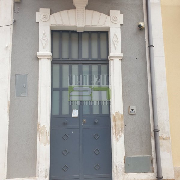 casa indipendente in vendita ad Avola