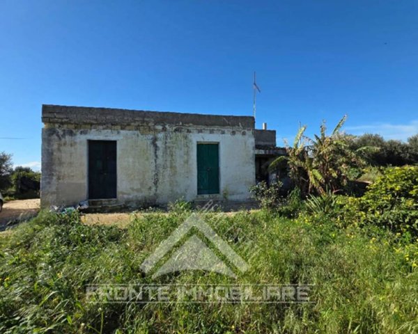 terreno agricolo in vendita ad Avola