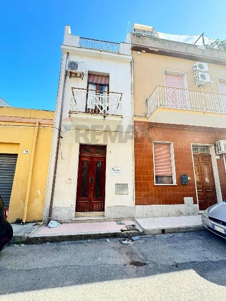 casa indipendente in vendita ad Avola