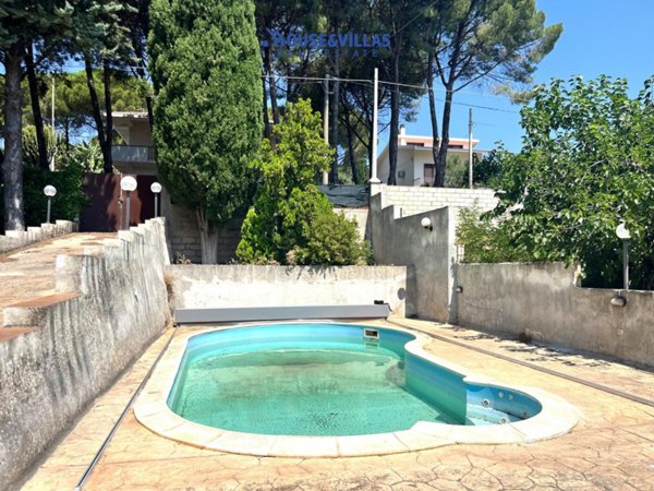 casa indipendente in vendita ad Avola