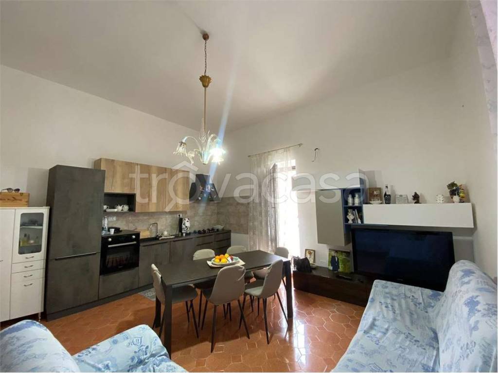 appartamento in vendita ad Avola