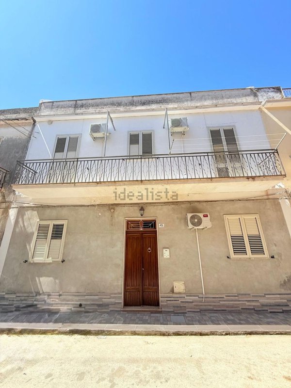 pentavano in vendita ad Avola