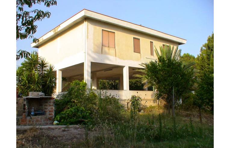 casa indipendente in vendita ad Avola
