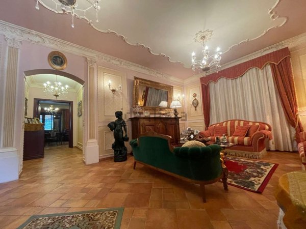 casa indipendente in vendita ad Avola in zona Falaride